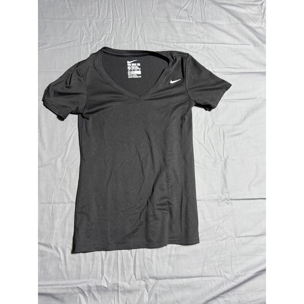 Nike Dri-FIT T-Shirt Women XS Black Good Athletic Cut V-Neck‎ Short Sleeve Top
